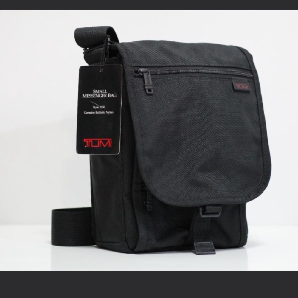 Tumi Sling Bag Black purse Crossbody Messenger